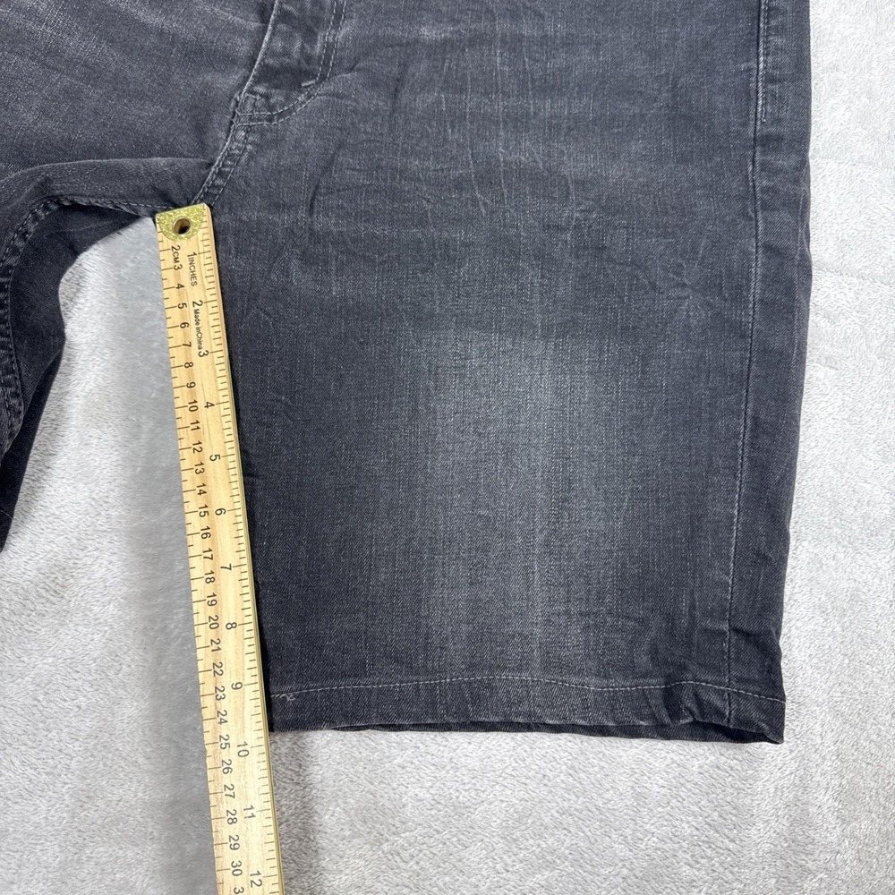 Levi's 511 Black Denim Bermuda Shorts Men's Size 40 10" Inseam - Picture 8 of 9